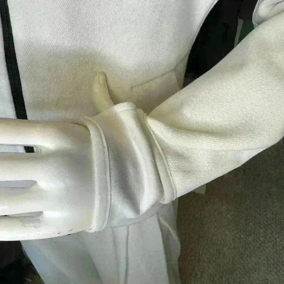 Adidas Women’s ZNE Jacket With Thumb Holes In White Color. - Picture 14 of 14